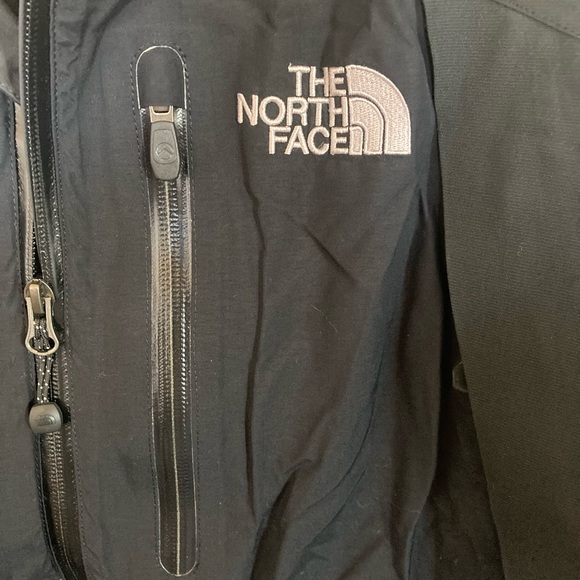 The North Face Summit Series Ski Jacket - Large - Picture 3 of 4